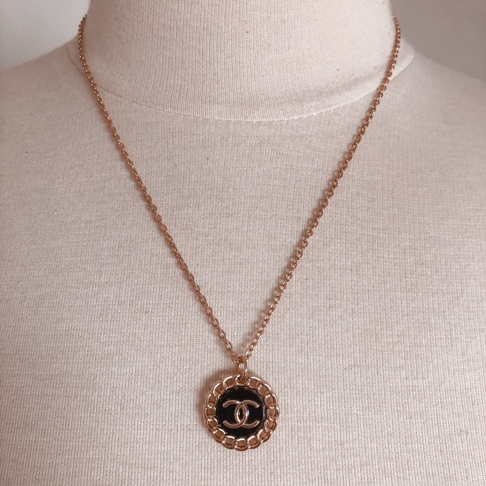 Chanel necklace AUTHENTIC upcycled vintage button